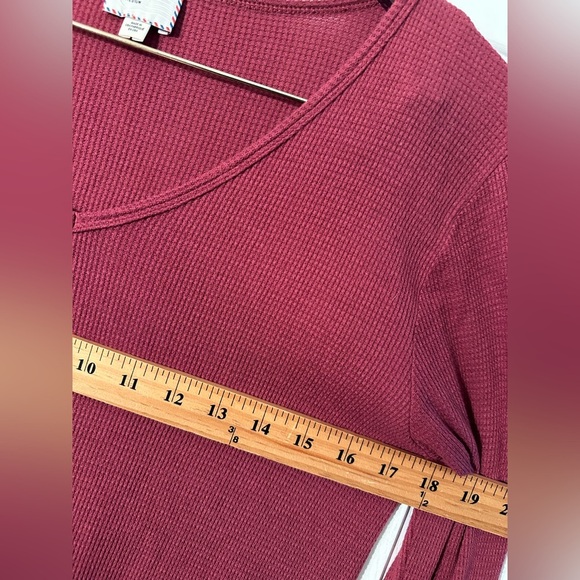 ANTHROPOLOGIE Postmark MED Cranberry V Neck Flutter Poet Ribbed Thermal Fairy - Picture 6 of 10